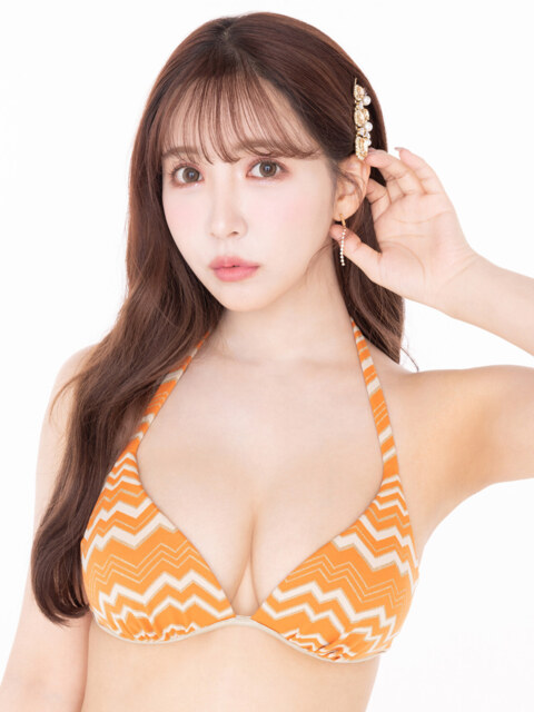 Yua Mikami 三上悠亜 Drops Bikini Tops For Bare Tits Studio Shoot 19