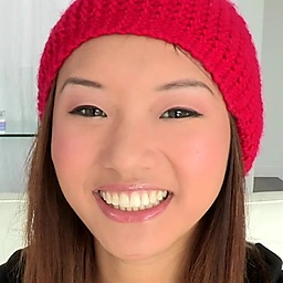 Alina Li